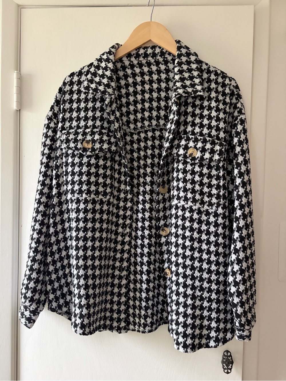 Vintage Black & White Houndstooth Button-Front Jacket/Button up Shirt